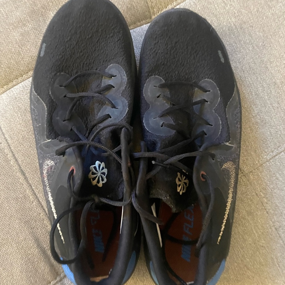 Nike running shoes men’s size 11.5 - Picture 4 of 5